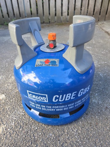 Cube gas cylinder - cylinder, bottle