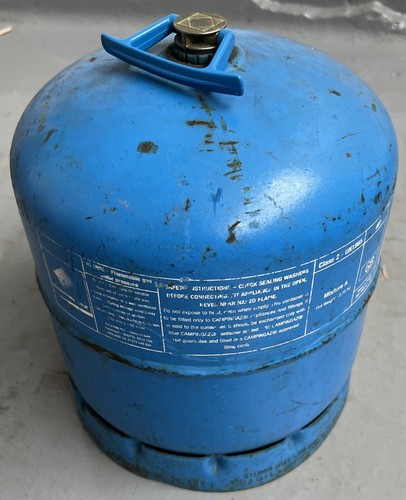Empty campingaz 907 butane - campingaz,